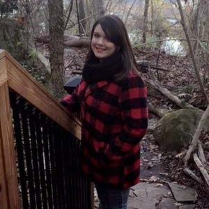 Meet your Posher, Christy